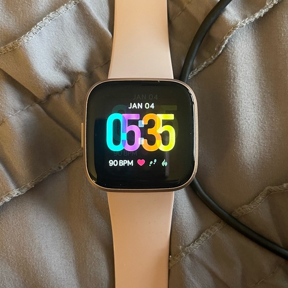 Fitbit Versa 2 Light Pink band with Rose Gold Square Display - Picture 1 of 4